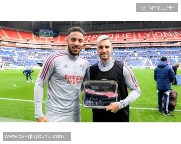 纳赛尔强调未来发展重要性巴黎坚持独特思维追求卓越成绩