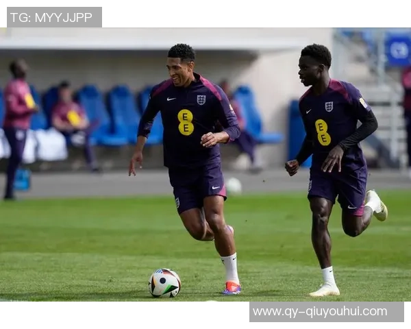 热刺年轻前锋斯卡列特今日参加英格兰队训练展现潜力