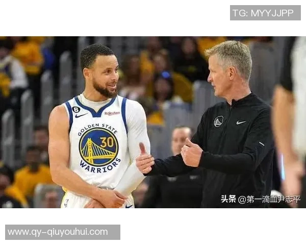 科尔谈库里伤情表示不严重球队已开始怀念他的存在