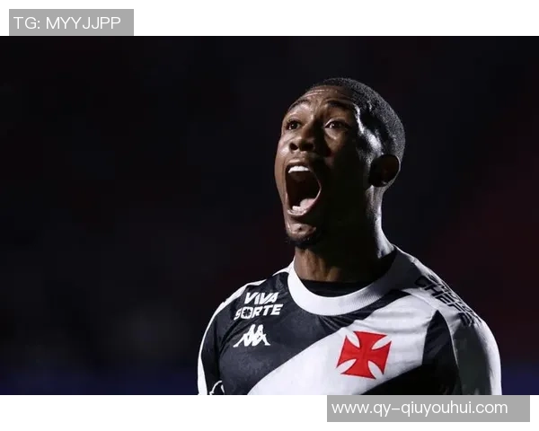 伯恩茅斯成功签下19岁前锋拉扬转会费高达3500万欧元